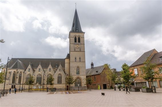 De Sint-Michielskerk van Bree-centrum
