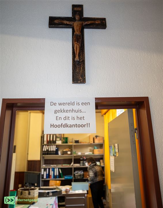 De wereld is een gekkenhuis... - Hamont-Achel