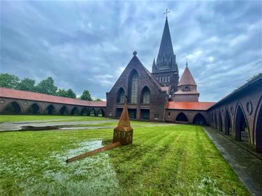 Discussie over geld voor de kerkfabrieken - Beringen