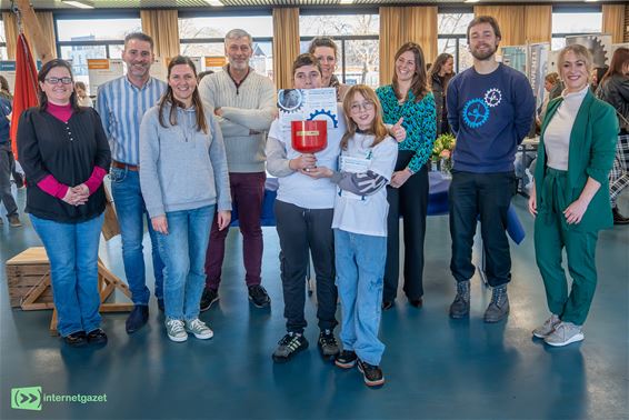 ‘Doomchess’ wint juryprijs StemUp bij VOX Pelt - Pelt