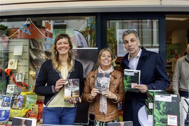 Drie auteurs bij Standaard Boekhandel - Lommel