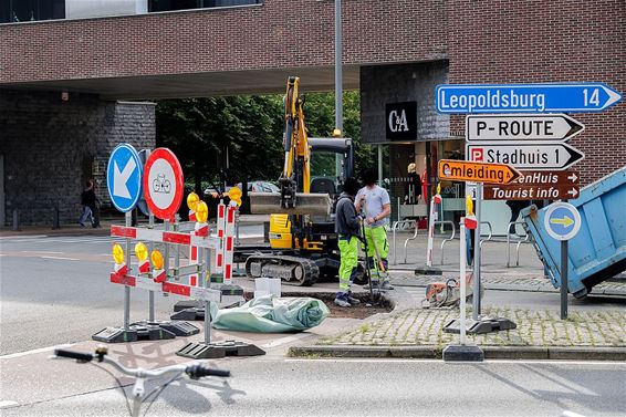 Drie dagen werken aan rotonde Kerkplein - Lommel