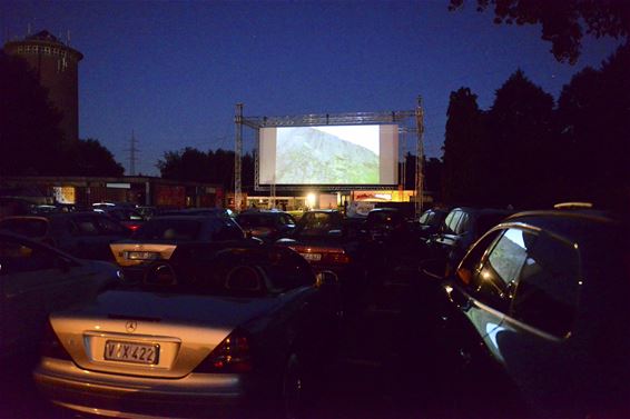 Drive-in-movies in Koersel gestart - Beringen