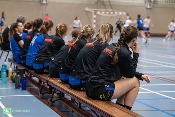 Drukke namiddag vol handbal in De Bemvoort - Pelt