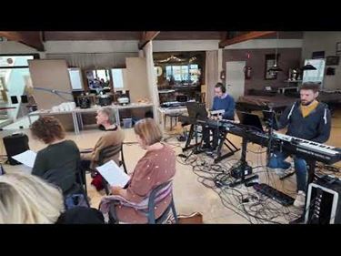 Dubbel kerstconcert in kerk van Lozen - Bocholt & Pelt