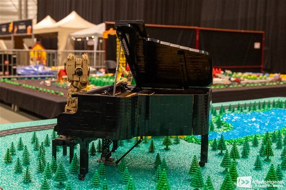 Een kleurrijk weekend met Kicks & Bricks - Lommel & Pelt