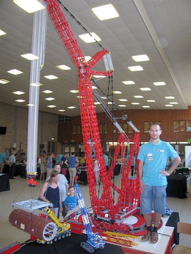 Een Lego-hefkraan bouwen: 15 maanden werk - Houthalen-Helchteren