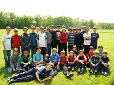 Een mooi slot na een mooi voetbalseizoen - Overpelt