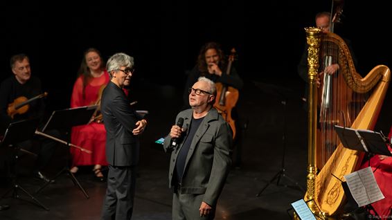 Een muzikale reis door het universum - Pelt