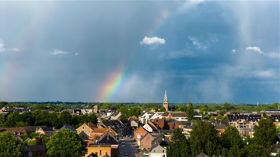 Een stuk regenboog boven Pelt - Pelt