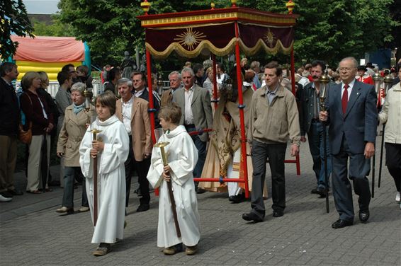 Een week voor de Antoniusommegang - Hamont-Achel