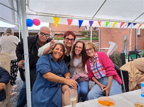 Eerste buurtfeest smaakt naar meer - Pelt