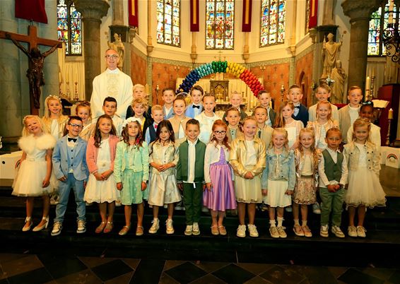 Eerste communie in Lille en 't Hent - Pelt