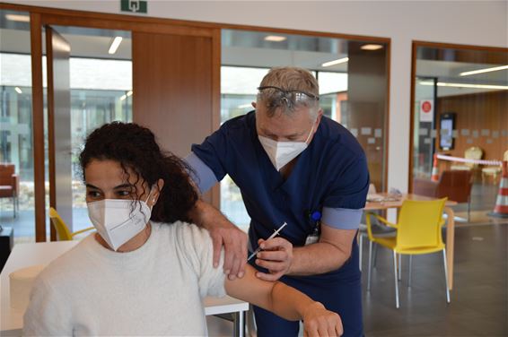 Eerste COVID-vaccins voor Noorderhart - Lommel & Pelt