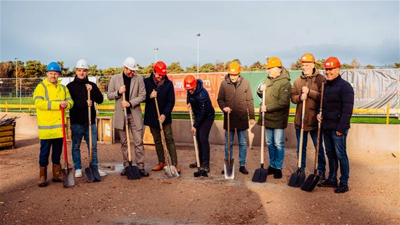 Eerste spade City Football Academy - Lommel