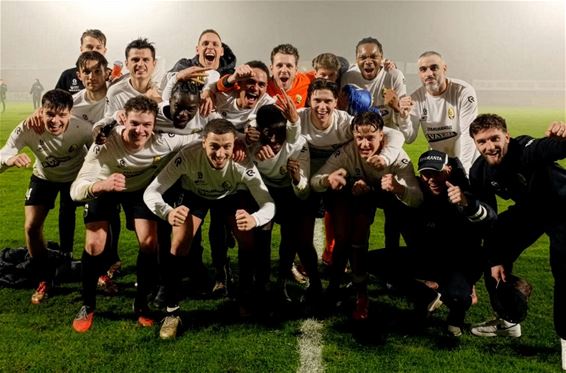 Esperanza houdt de drie punten thuis - Pelt