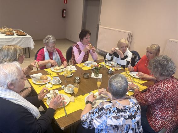 Beringen - Ferm Tervant ontbijt met Qigong