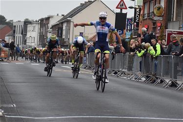 Ferre Hulsmans wint, Lei Roosen derde - Lommel