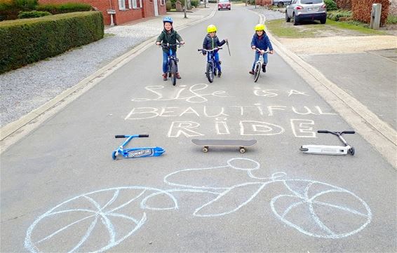 Fietsersbond Lommel verrast fietsers - Lommel