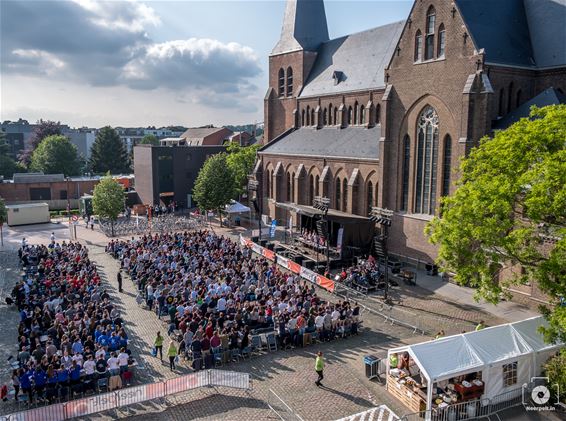 Gaat de beiaardcantus door (op het Kerkplein)? - Pelt