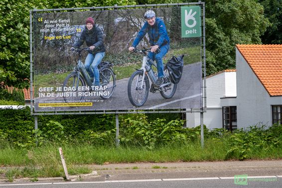 Geef je dag een trap in de juiste richting (bis) - Pelt