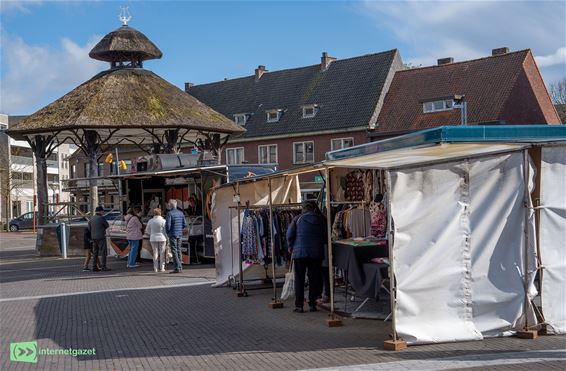 Pelt - Geen namiddagmarkt in Overpelt door hitte