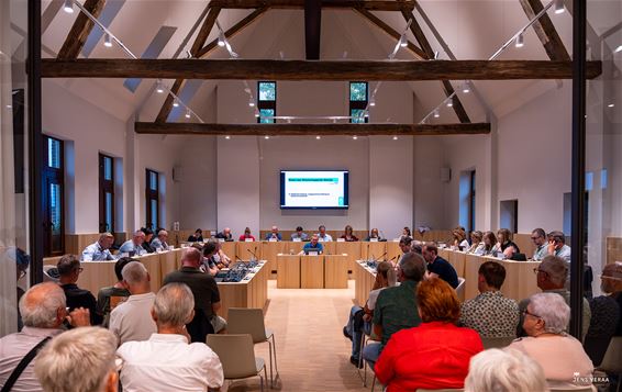 Gemeenteraad Pelt vloog er weer in - Pelt