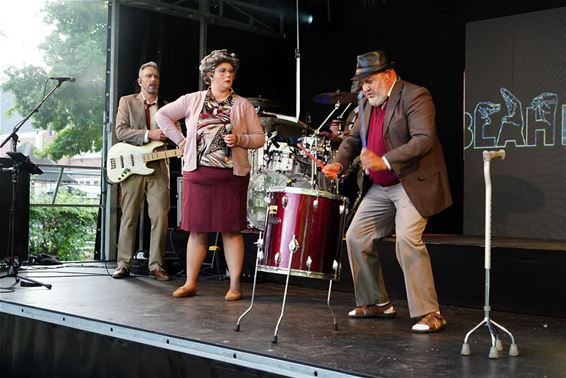 Gert stopt als zanger van 'Fons en die van Ons' - Beringen & Leopoldsburg