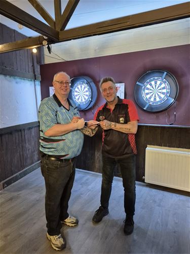 Geslaagd eerste dartstornooi DC Bull Sharks - Lommel