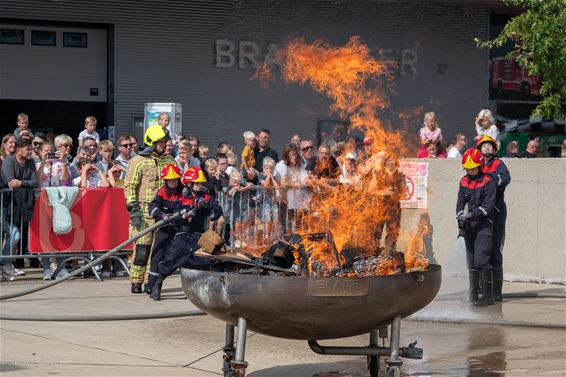 Geslaagde Opendeurdag bij de brandweer (2) - Pelt