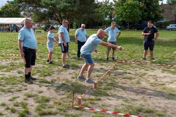 Gezellig kubben onder vrienden - Lommel