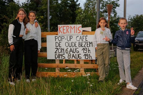 Gezellig pop-up buurtcafé 'De oude Bezem' - Lommel