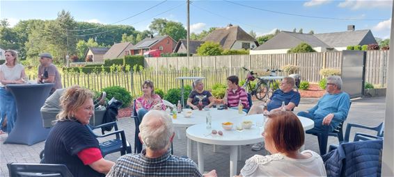 Pelt - Gezellige burenavond in de Bronweg