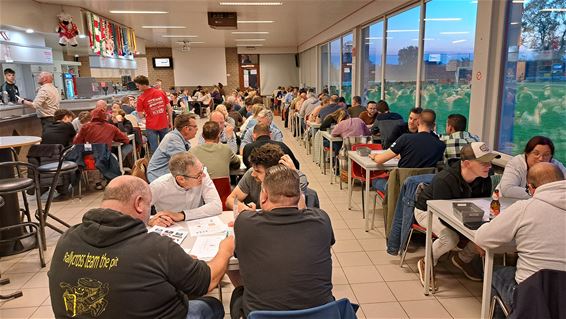 Pelt - Gezellige strijd tijdens ’t Hent Quizt