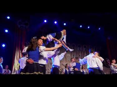 Bree - Grute zitting warmt Bree op voor lichtstoet