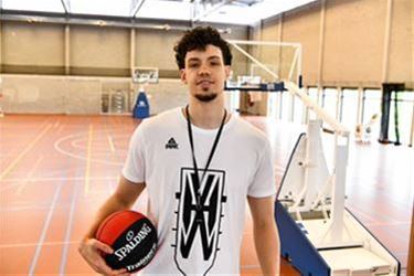 Hans Vanwijn naar Hapoel Holon - Beringen