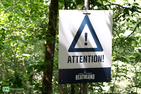 Oudsbergen - Heathland Gravel trekt door de bossen