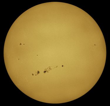 “Het is weer feest op de zon!” - Pelt