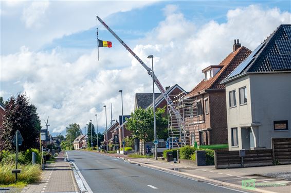 Het voetbalfeest kan beginnen - Pelt