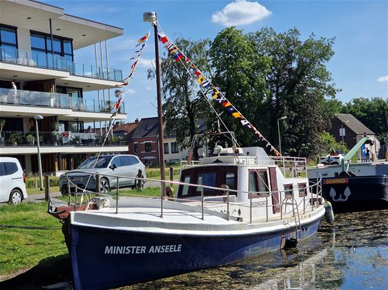 Leopoldsburg - Historische boot te zien in Leopoldsburg