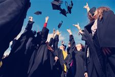 Leopoldsburg - Iets meer diploma's hoger onderwijs