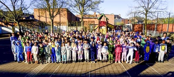 In pyjama naar school, vandaag kon het! - Lommel