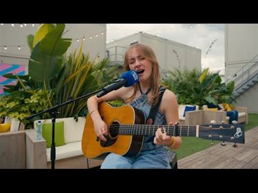 Bree - ISE trekt op tournee door Europa