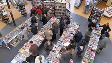 Jaarlijkse boekenverkoop bib in Koersel - Beringen