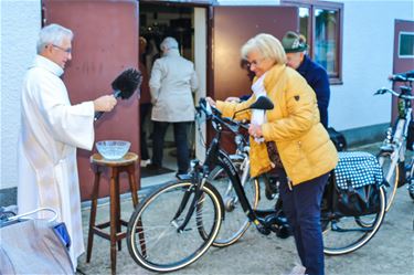 Jaarlijkse fietsenwijding aan ’t Lokaalke Koersel - Beringen