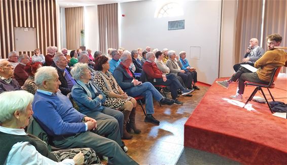 Jan Peumans te gast bij Neos Lommel - Lommel