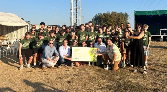 Jeugdprojectcheque voor KSA en Chiro - Hechtel-Eksel