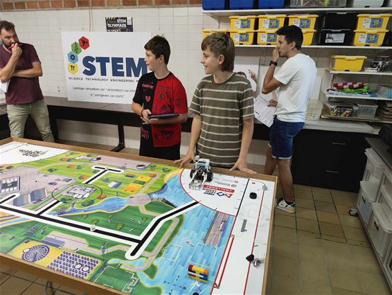 Jongeren enthousiast voor First Lego League - Beringen