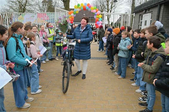 Juf Jeannine op pensioen - Lommel