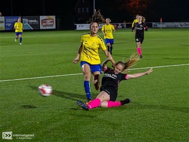 Kadijk SK dames verliezen - Pelt